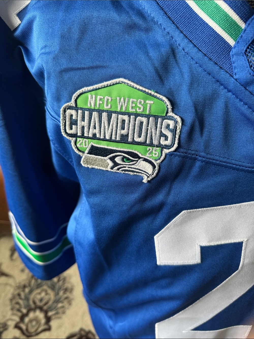 NFL Royal Blue #21 Seattle Seahawks Patch Football Jersey - Picture 3 of 5